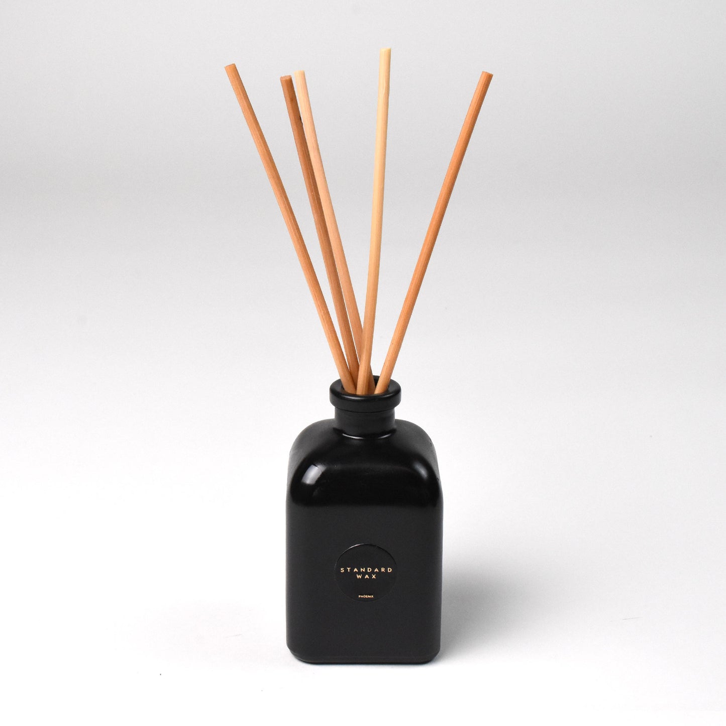 THE STNDARD DIFFUSERS